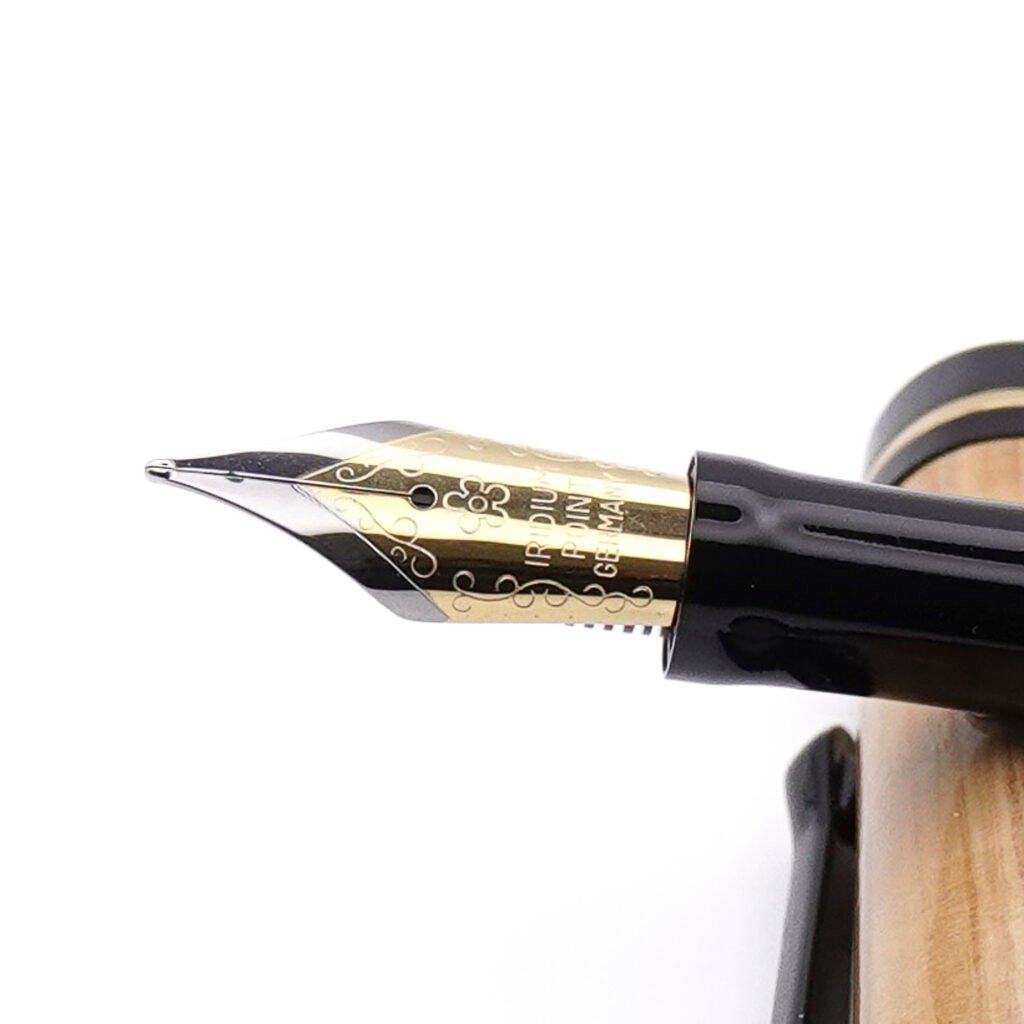 Olive Fountain Pen with Black and Gold Plated Fittings (931)
