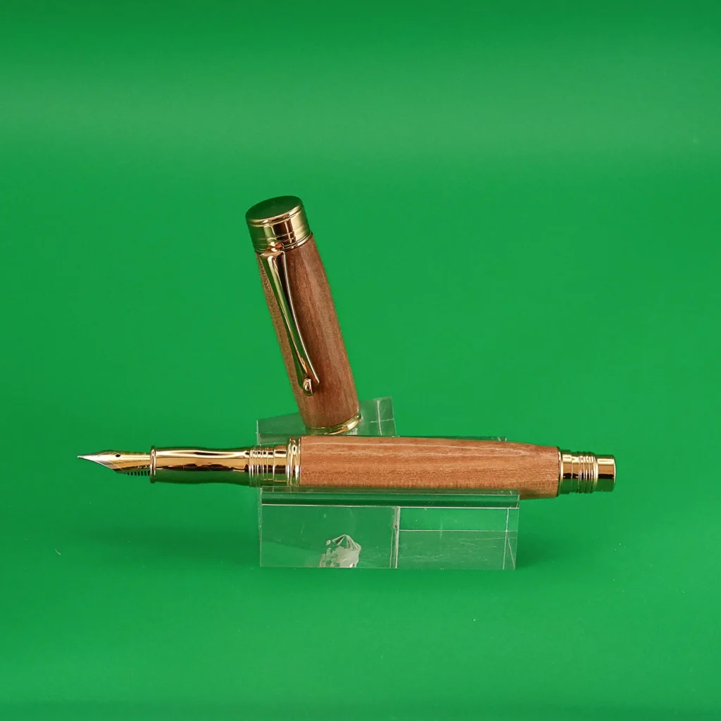 Elm Fountain Pen with Gold Plated Fittings (946)