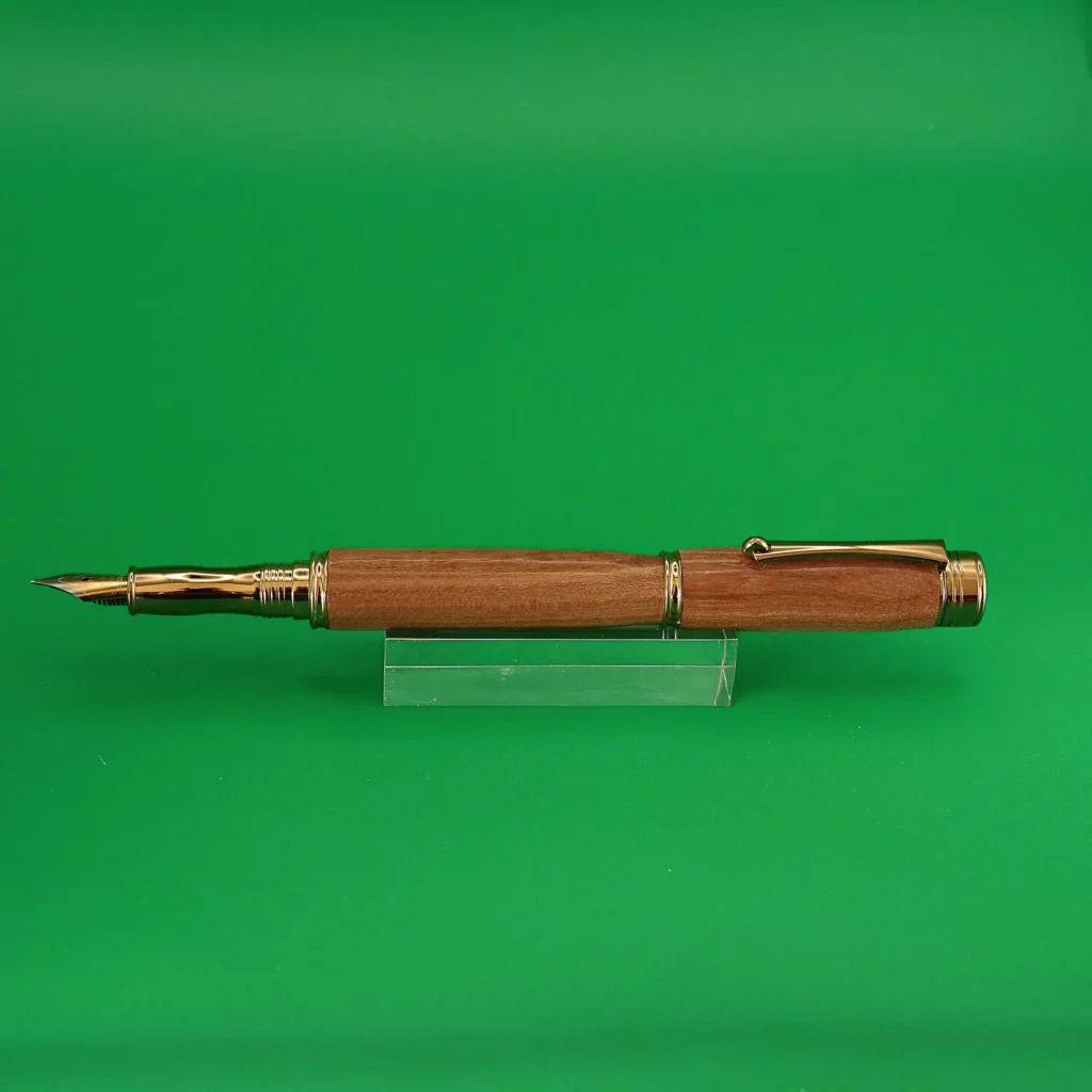 Elm Fountain Pen with Gold Plated Fittings (946)