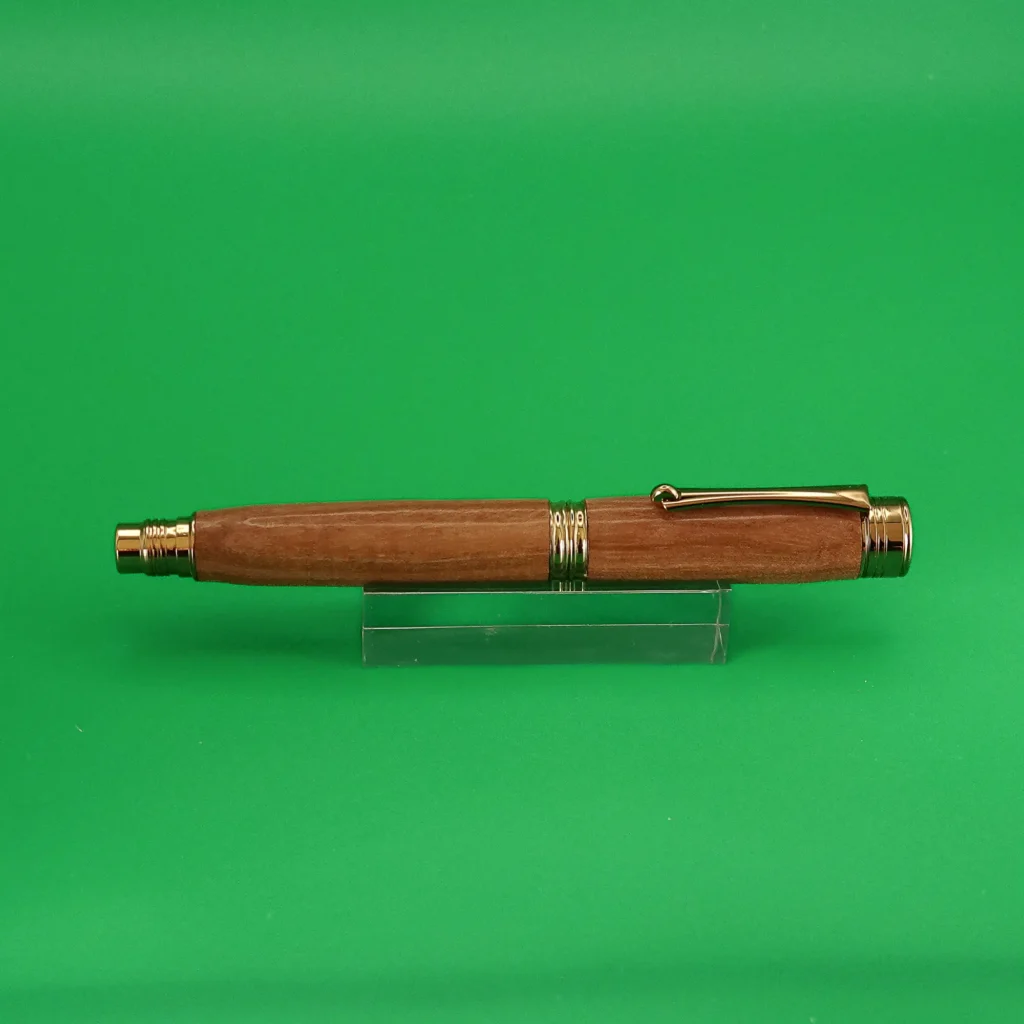 Elm Fountain Pen with Gold Plated Fittings (946)