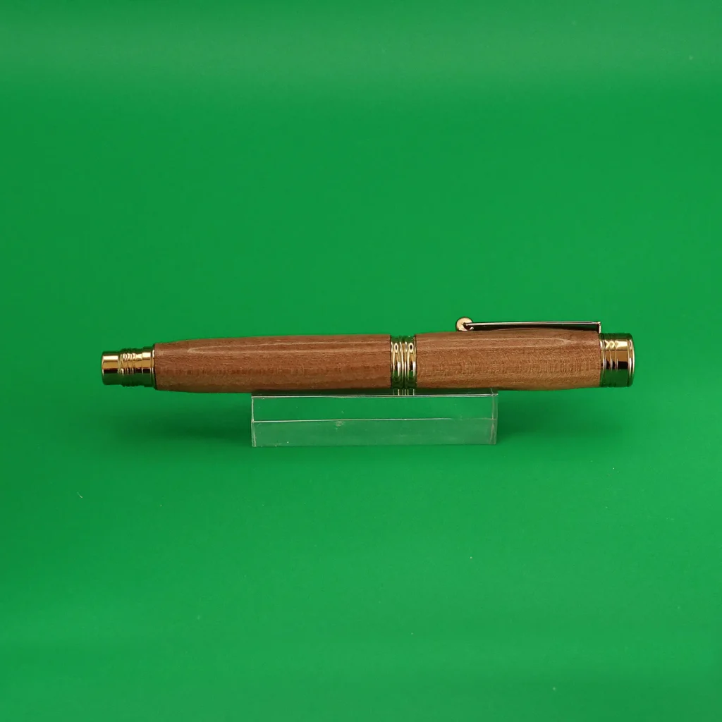 Elm Fountain Pen with Gold Plated Fittings (946)