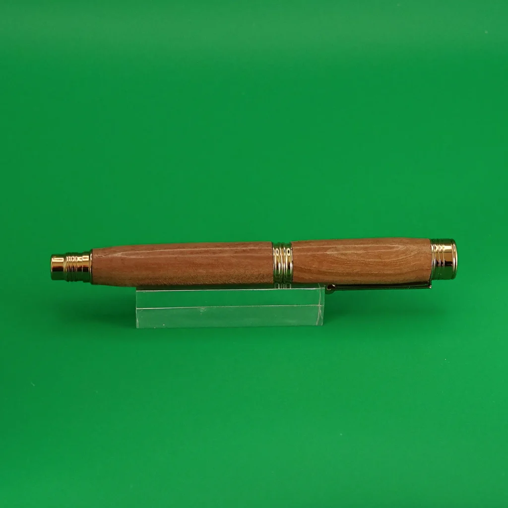 Elm Fountain Pen with Gold Plated Fittings (946)