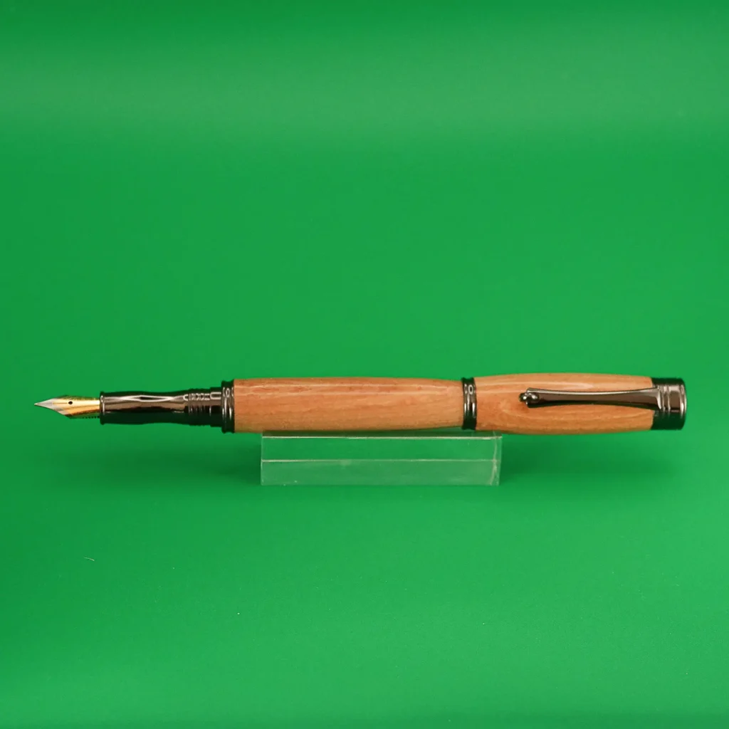 Elm Fountain Pen with Gun Metal Fittings (948)