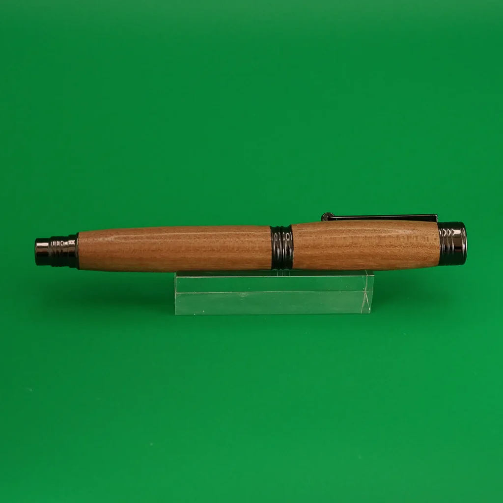 Elm Fountain Pen with Gun Metal Fittings (948)