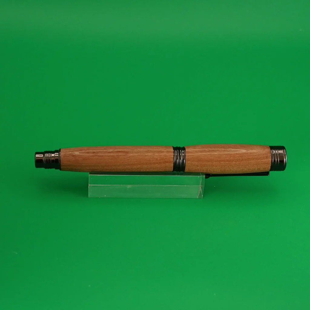 Elm Fountain Pen with Gun Metal Fittings (948)