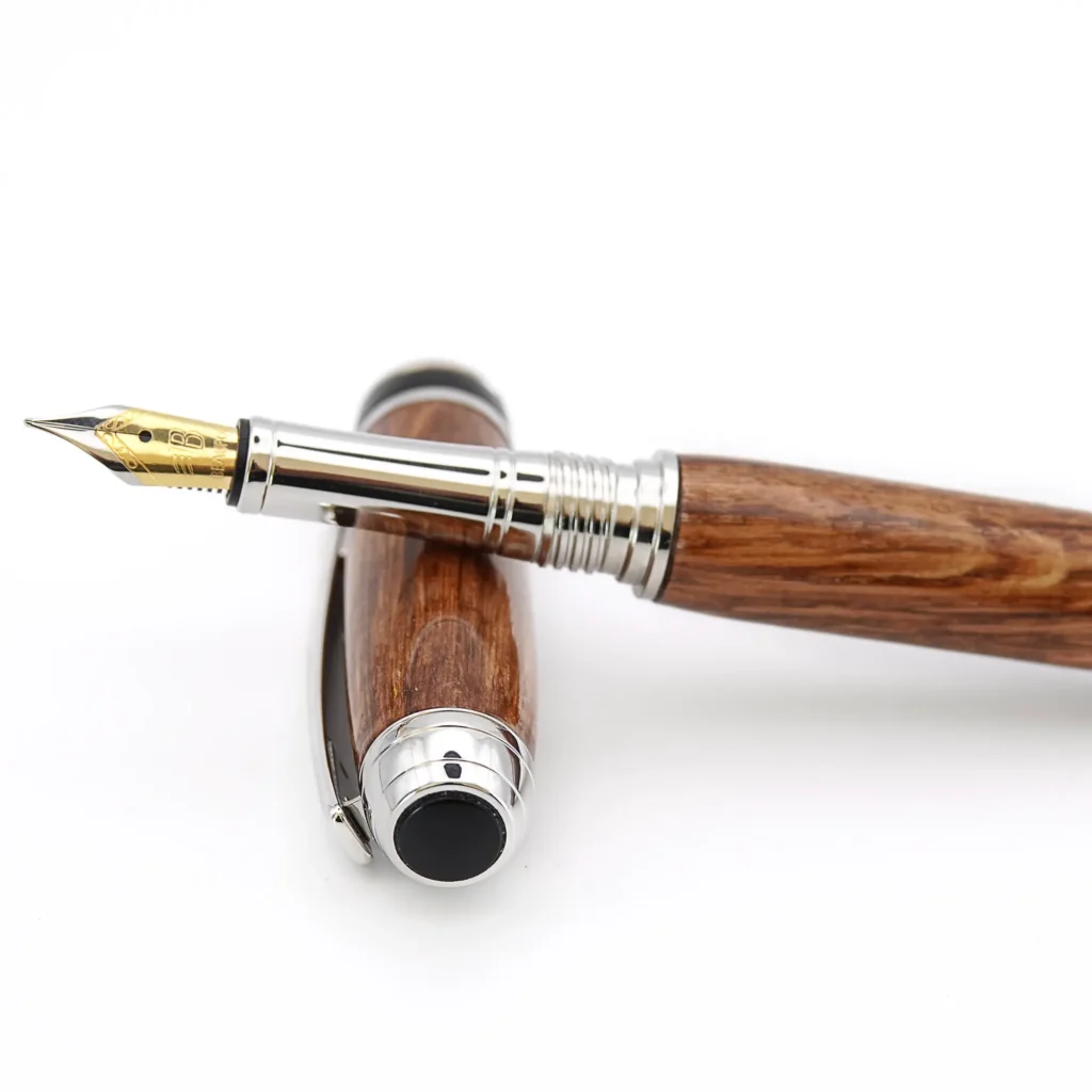 Brown Oak Luxury Fountain Pen with Rhodium and Black Chrome Fittings (960)