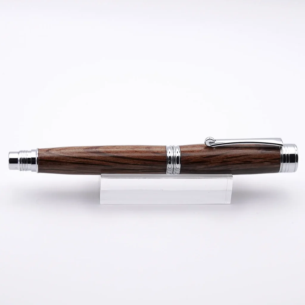 Holm Oak Fountain Pen with Chrome Plated Fittings (906)