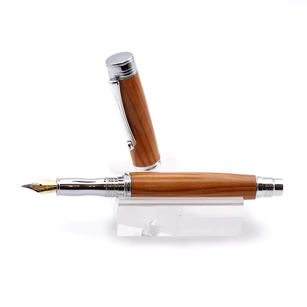 Yew Fountain Pen with Chrome Plated Fittings (958)
