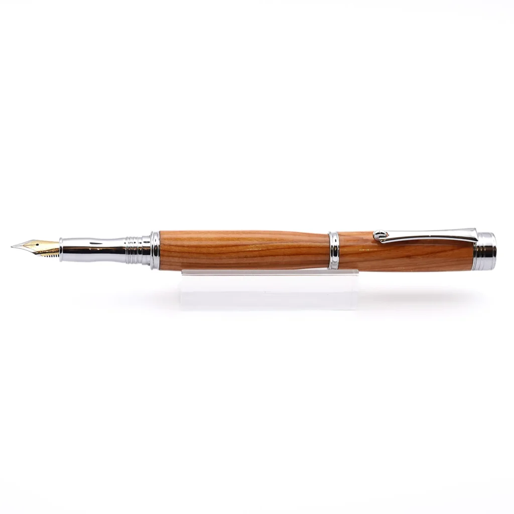 Yew Fountain Pen with Chrome Plated Fittings (958)