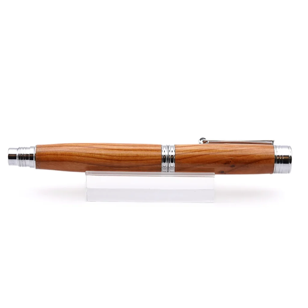 Yew Fountain Pen with Chrome Plated Fittings (958)