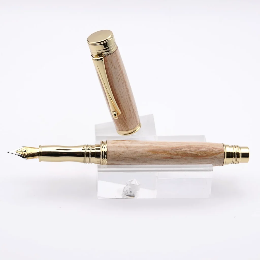 English Ash Fountain Pen with Gold Plated Fittings (978)