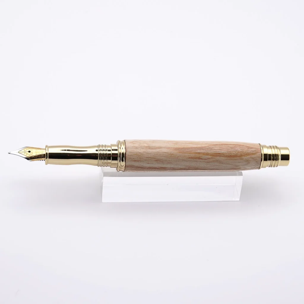 English Ash Fountain Pen with Gold Plated Fittings (978)