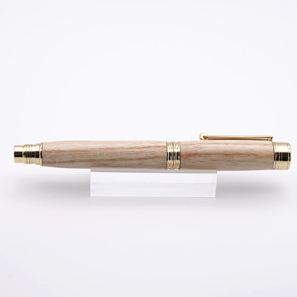 English Ash Fountain Pen with Gold Plated Fittings (978)