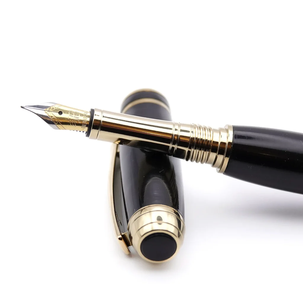 Black Resin Luxury Fountain Pen with Titanium Gold and Black Chrome Fittings (1000)