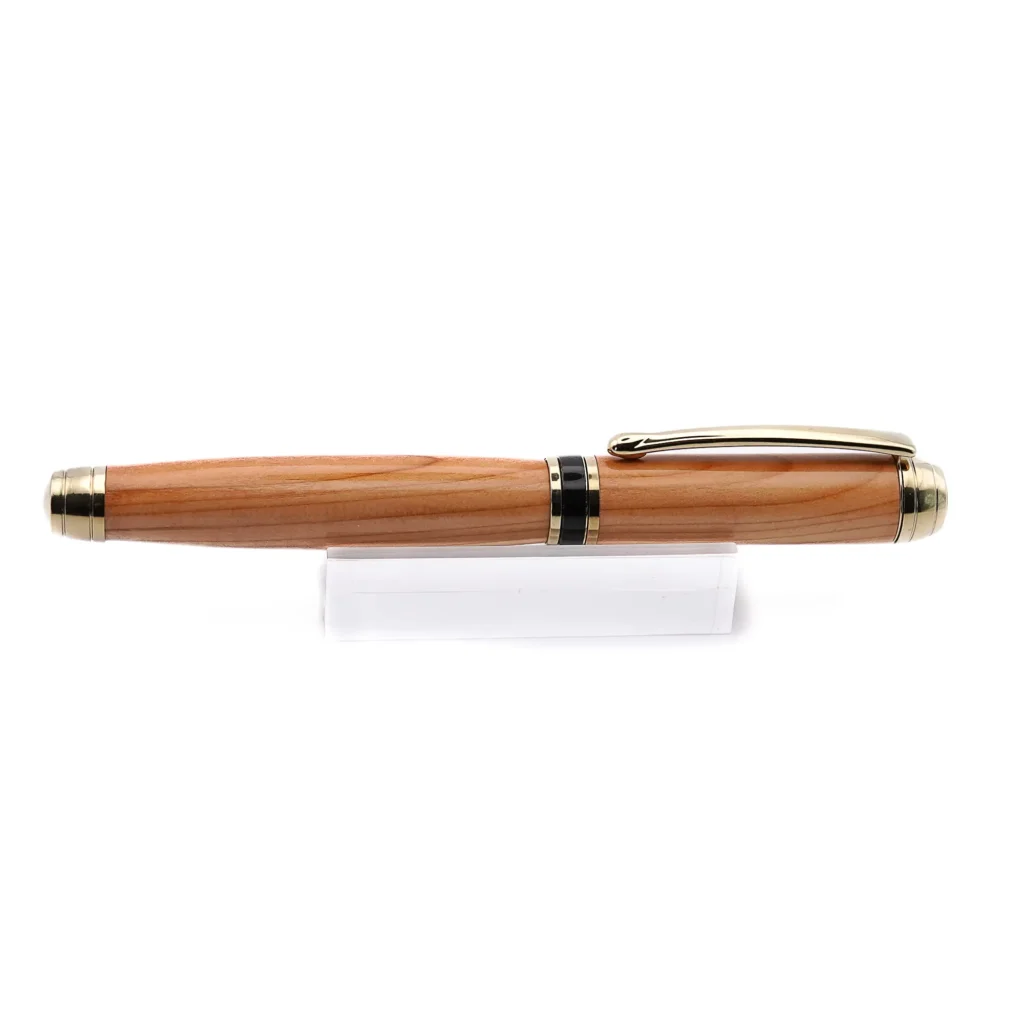 Luxury Fountain Pen in Yew with Titanium Gold and Bleck Fittings (1015)