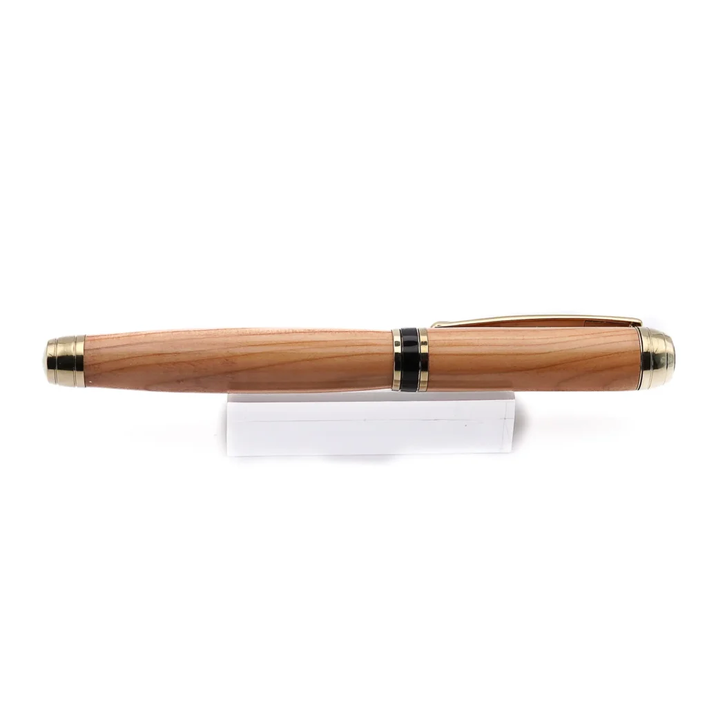 Luxury Fountain Pen in Yew with Titanium Gold and Bleck Fittings (1015)