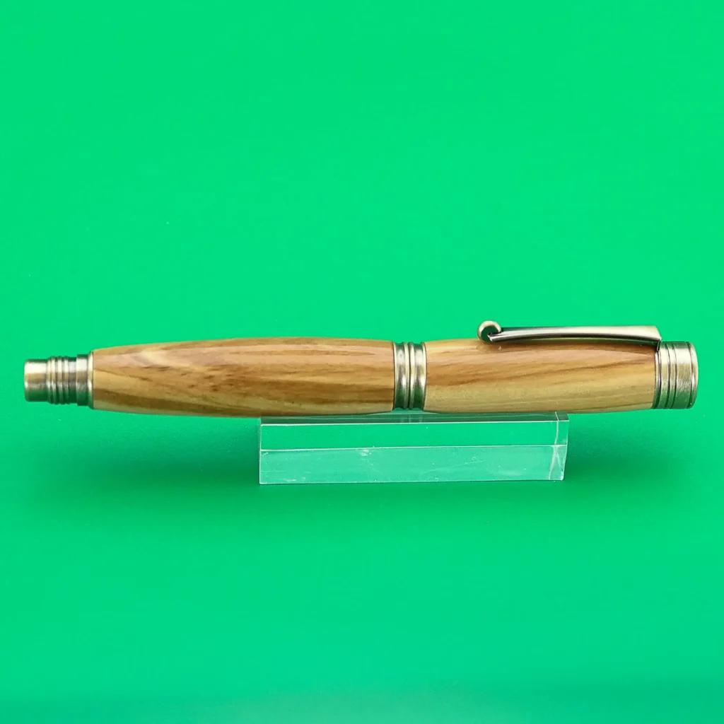 Olive Fountain Pen with Antique Plated Fittings (1122)