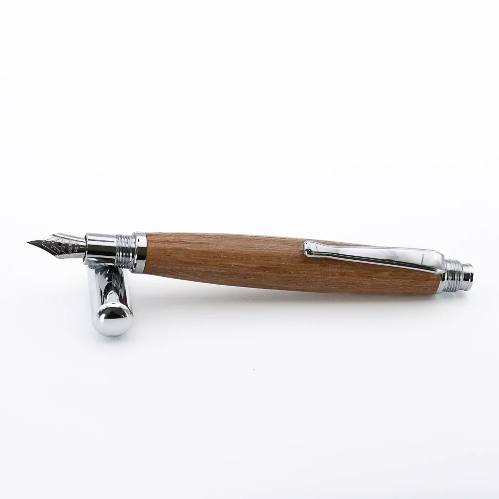 Oak Fountain Pen With Chrome Fittings (1124)