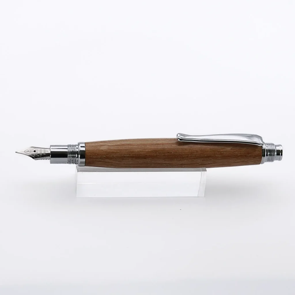 Oak Fountain Pen With Chrome Fittings (1124)
