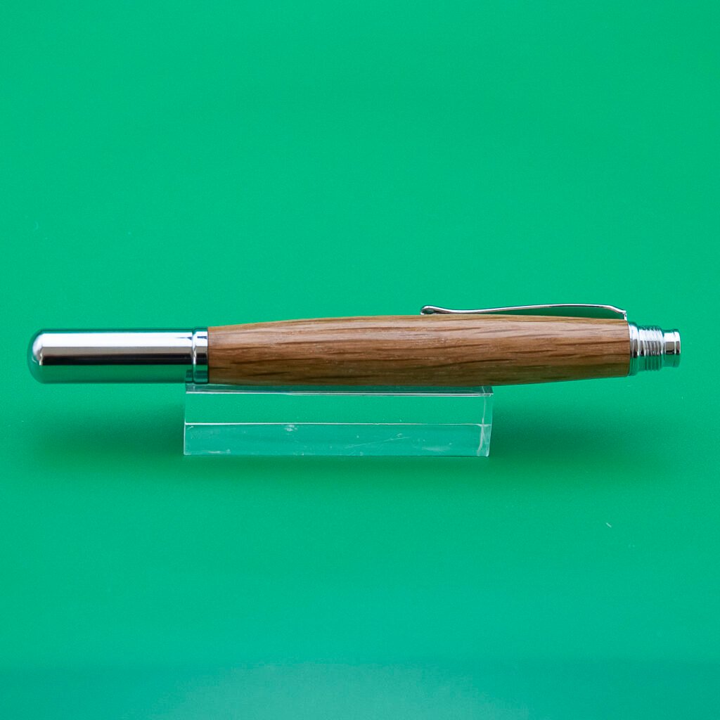 Oak Fountain Pen With Chrome Fittings (1124)