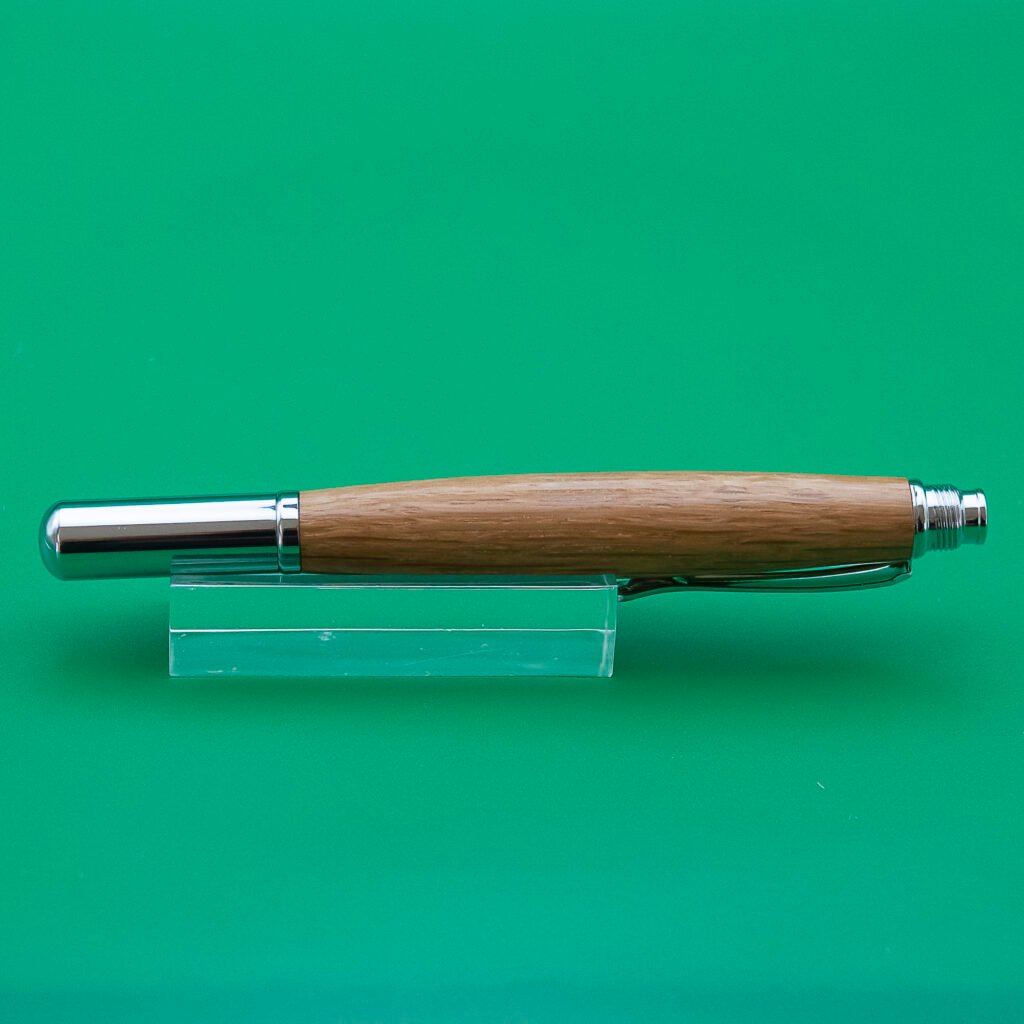 Oak Fountain Pen With Chrome Fittings (1124)