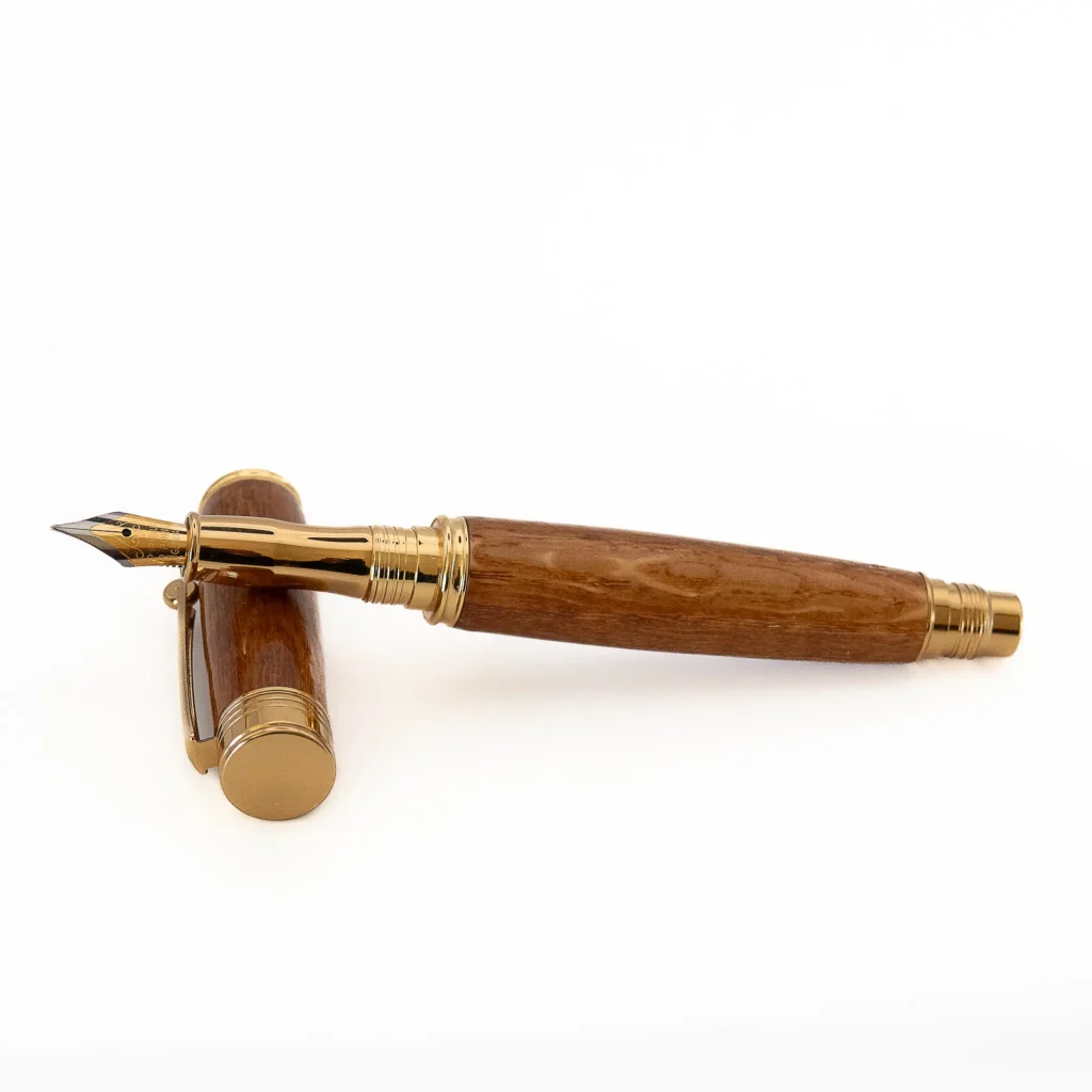 Oak Fountain Pen with Gold Plated Fittings (1142)
