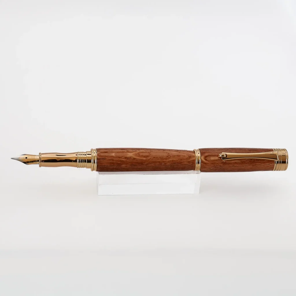 Oak Fountain Pen with Gold Plated Fittings (1142)