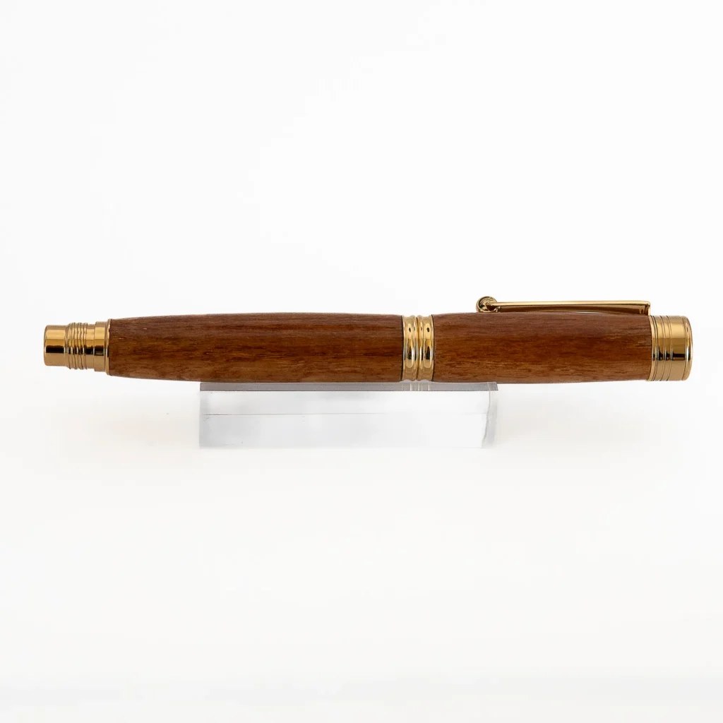 Oak Fountain Pen with Gold Plated Fittings (1142)
