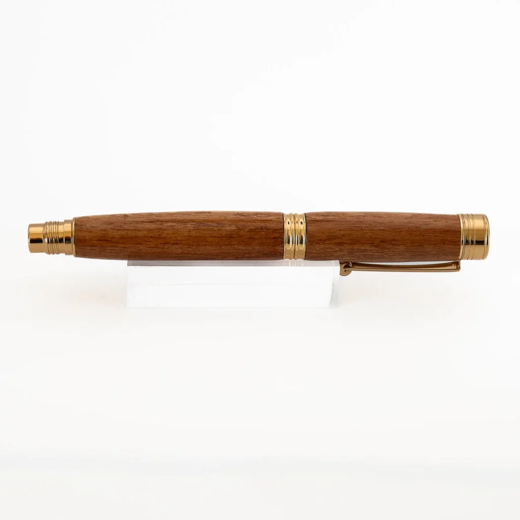 Oak Fountain Pen with Gold Plated Fittings (1142)