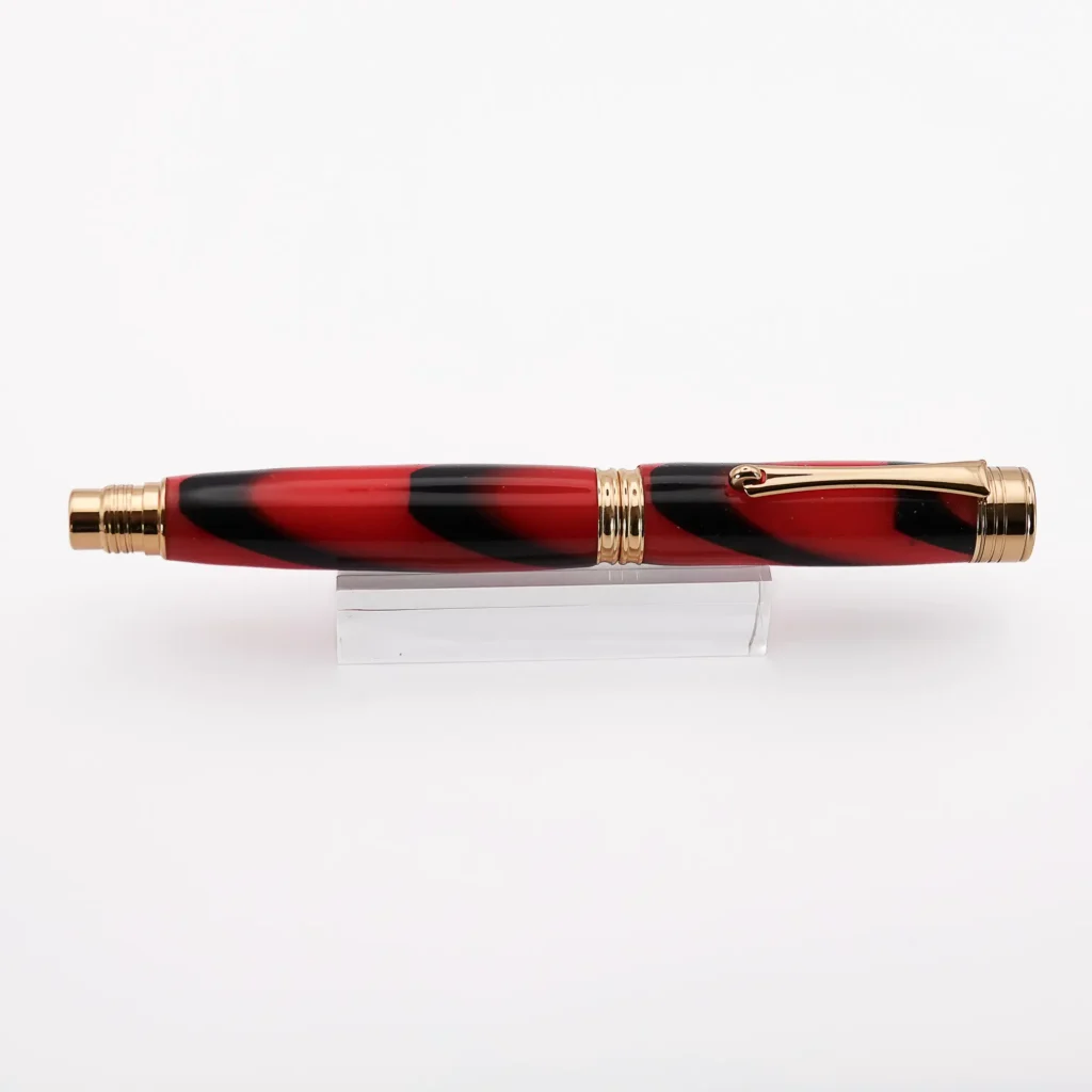 Red and Black Fountain Pen with Gold Plated Fittings (1144)
