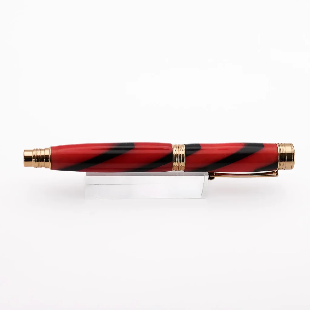 Red and Black Fountain Pen with Gold Plated Fittings (1144)