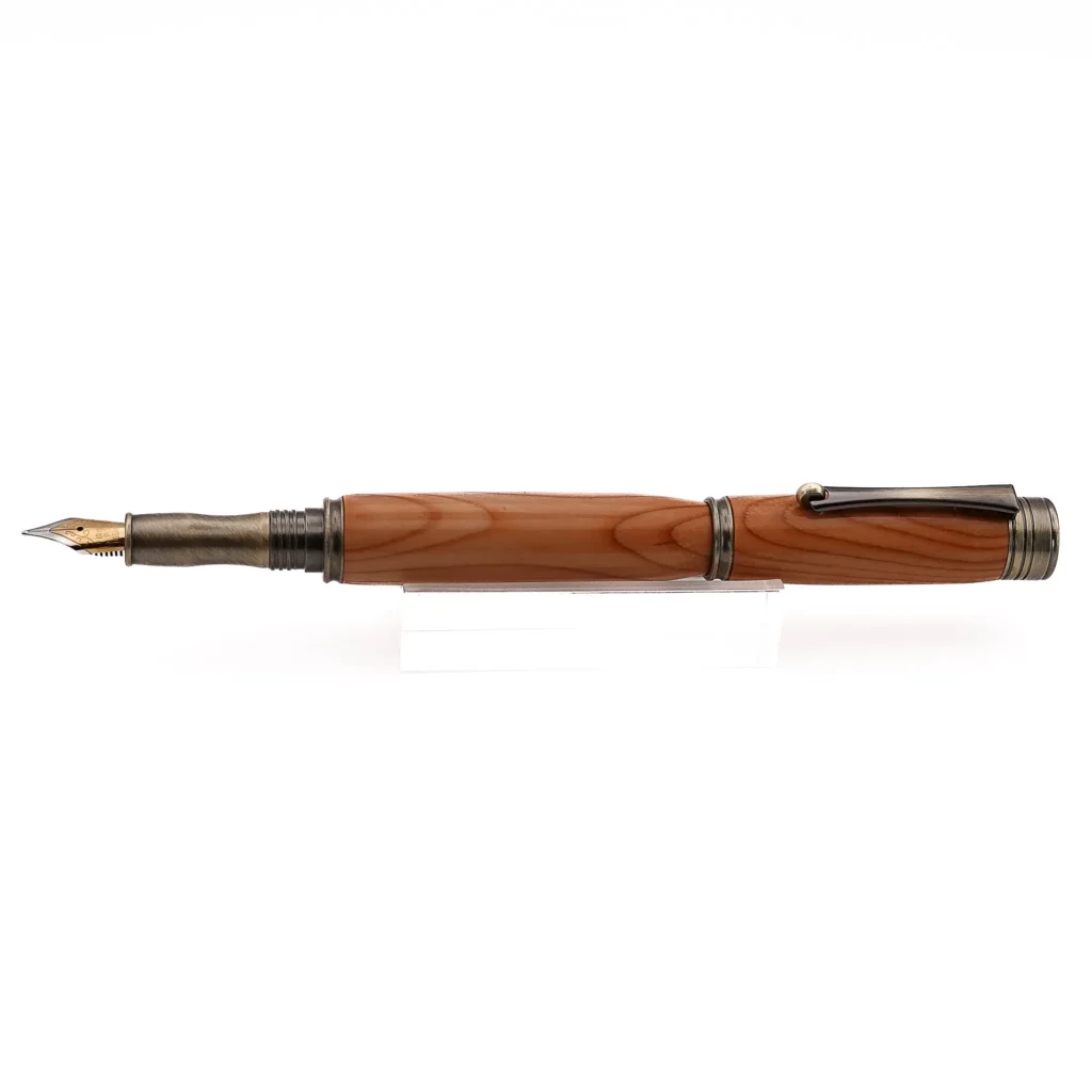 Yew Fountain Pen with Antique Coloured Fittings (1150)