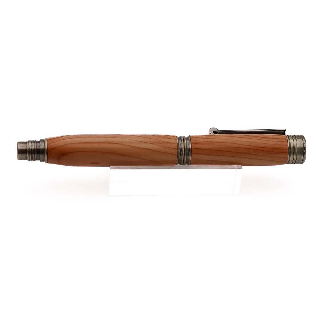 Yew Fountain Pen with Antique Coloured Fittings (1150)