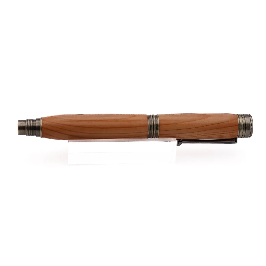 Yew Fountain Pen with Antique Coloured Fittings (1150)