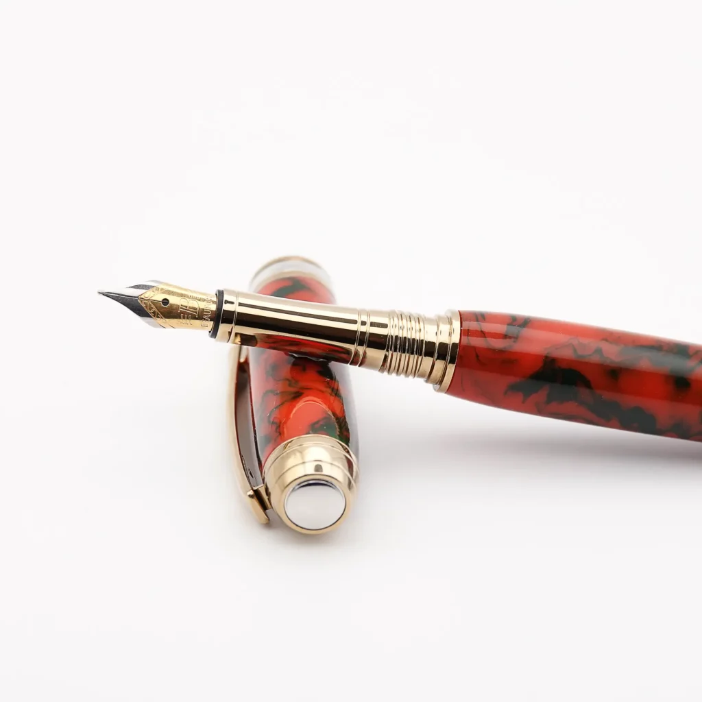 Red and Black Luxury Fountain Pen with Titanium Gold Fittings (1153)