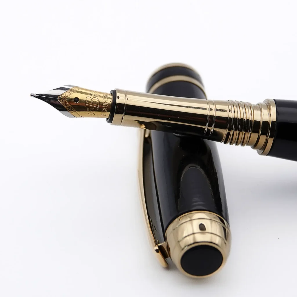 Black Luxury Pen with Titanium Gold and Black Chrome Fittings (1174)