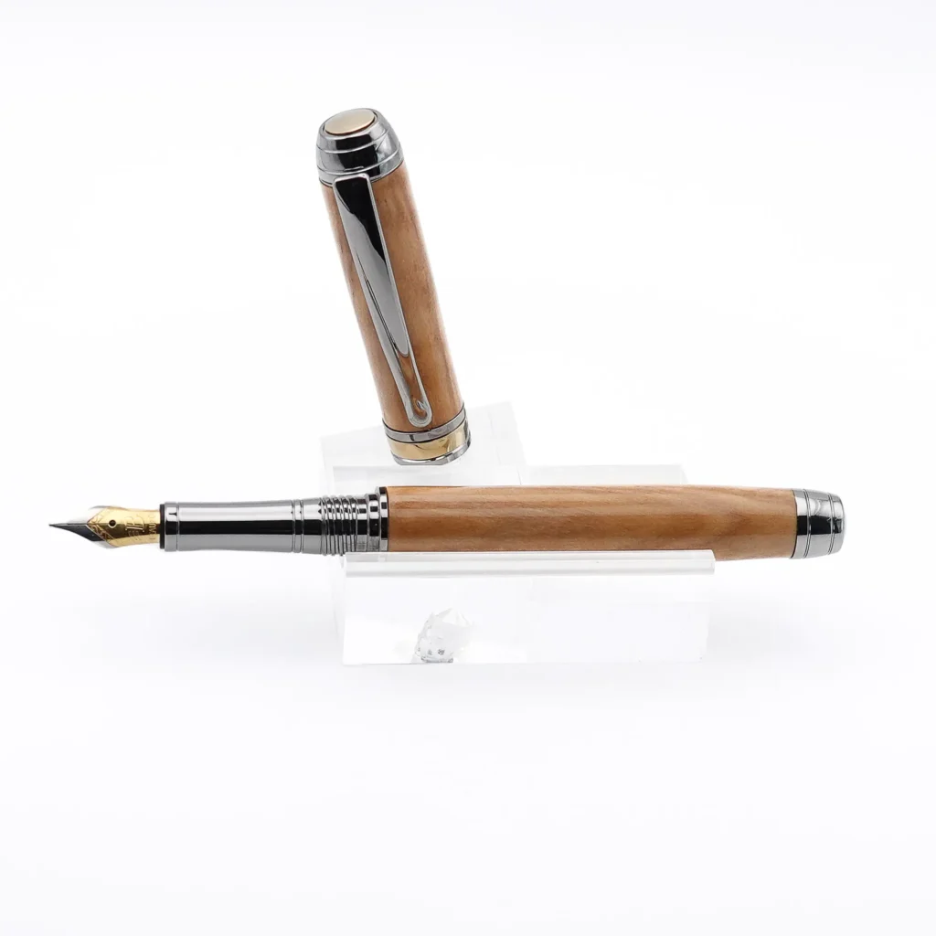 Luxury Olive Fountain Pen with Black Titanium and Titanium Gold Fittings (1176)