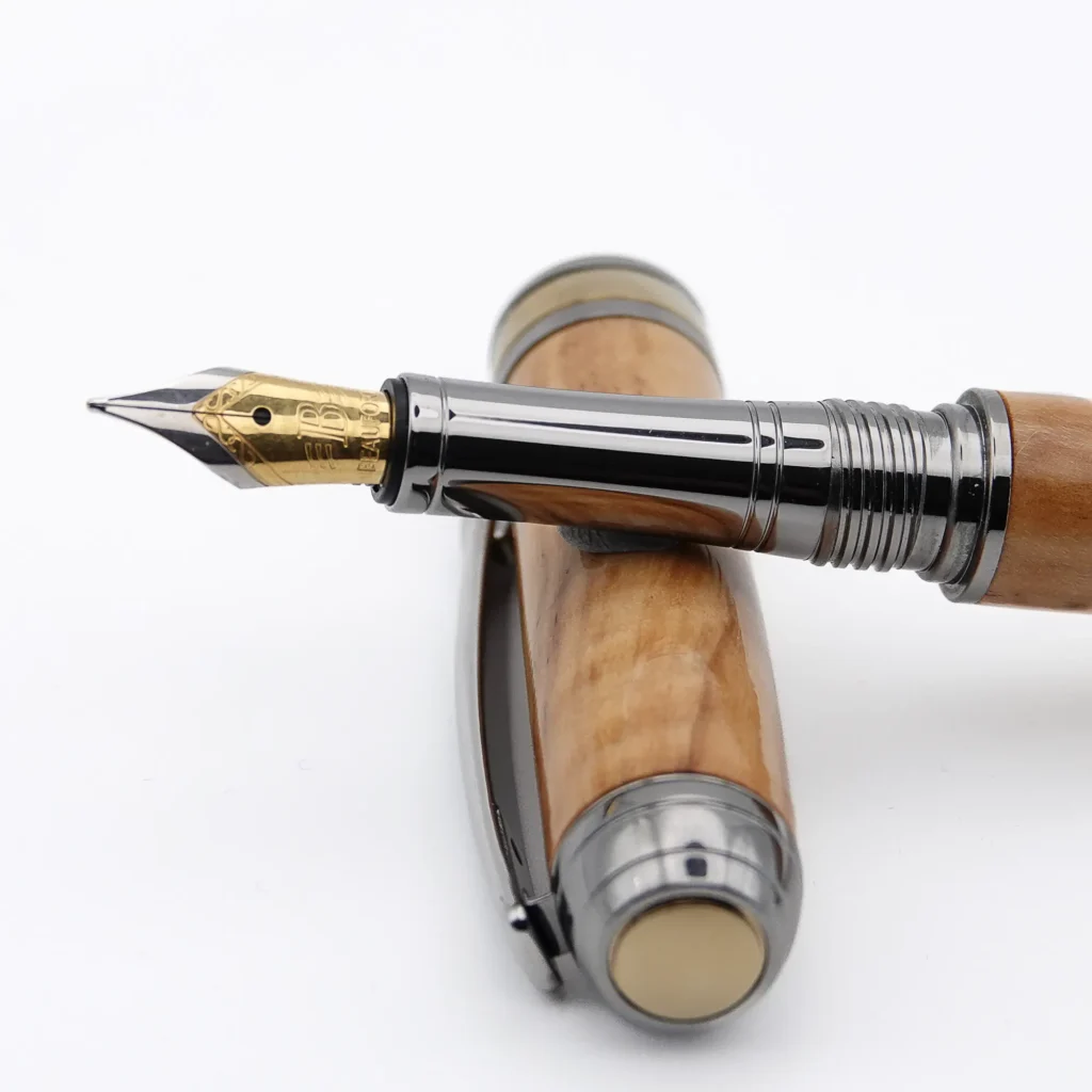 Luxury Olive Fountain Pen with Black Titanium and Titanium Gold Fittings (1176)