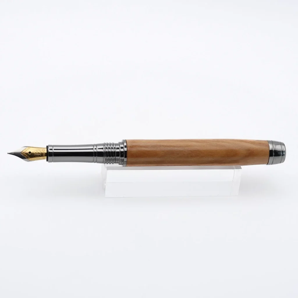 Luxury Olive Fountain Pen with Black Titanium and Titanium Gold Fittings (1176)