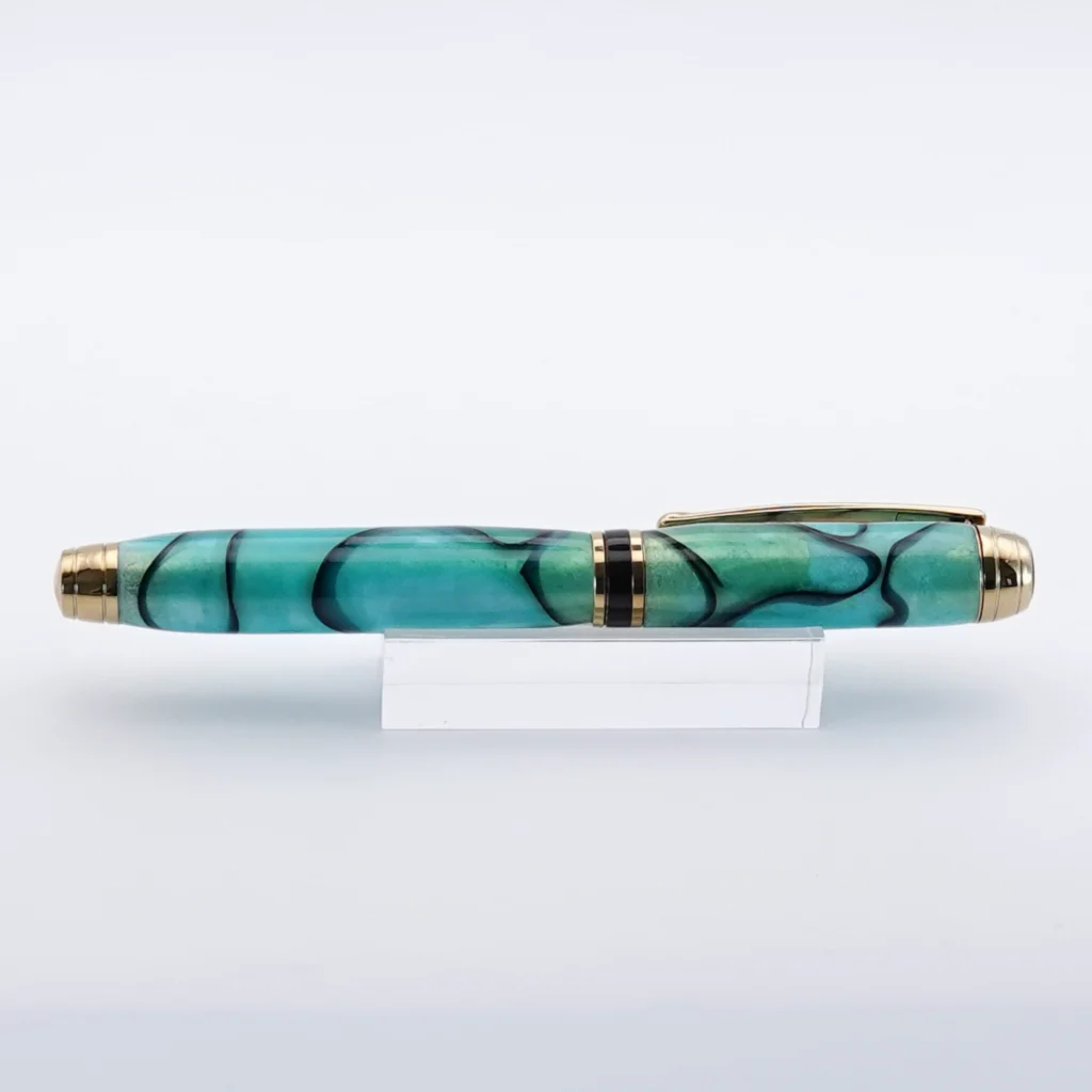 Multicoloured Luxury Fountain Pen with Titanium Gold and Black Chrome Fittings (1223)