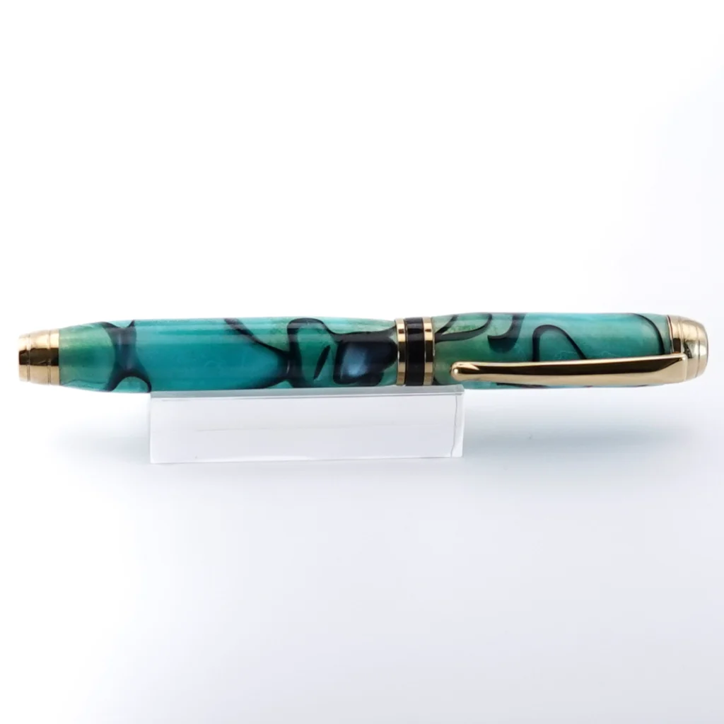 Multicoloured Luxury Fountain Pen with Titanium Gold and Black Chrome Fittings (1223)