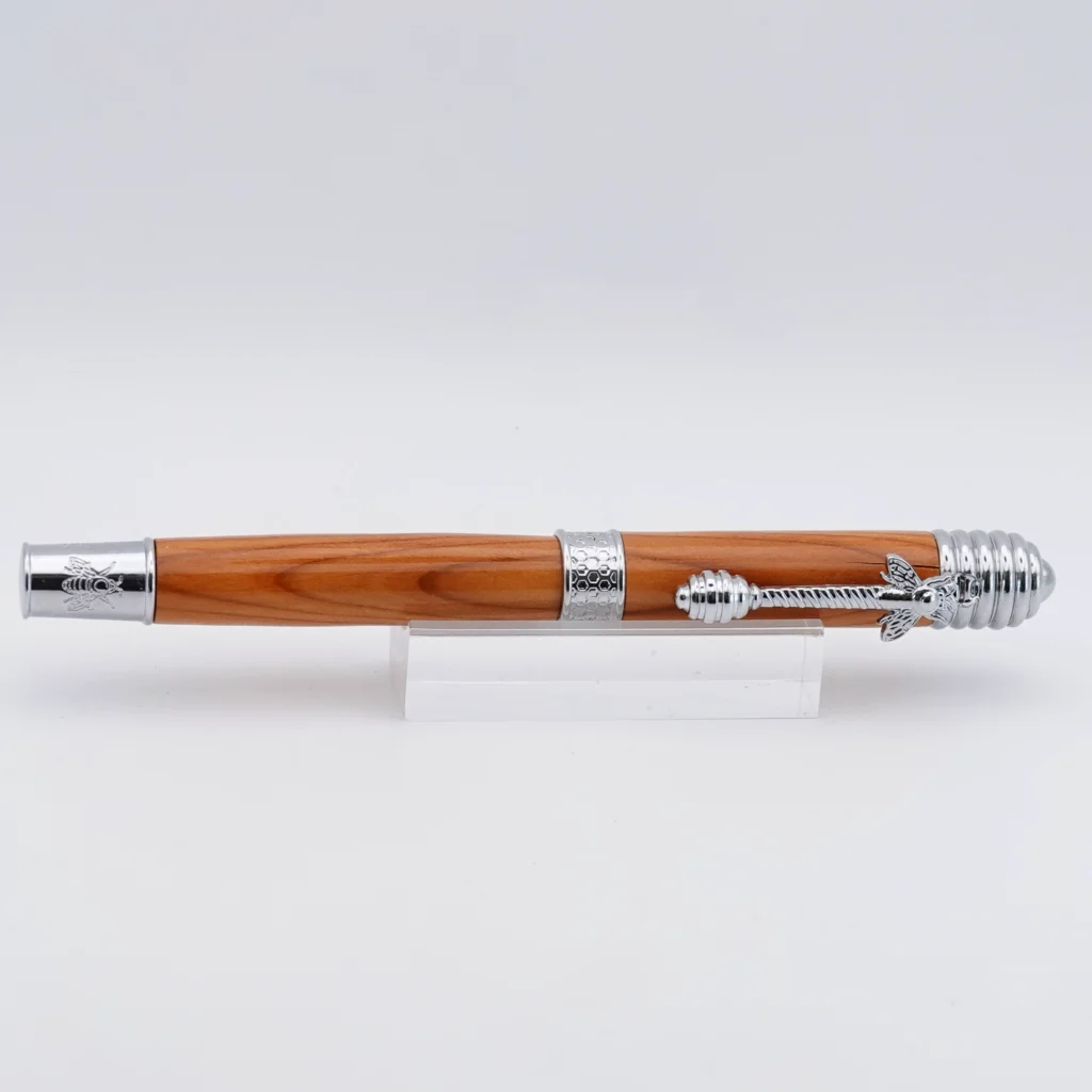 Yew Honeybee Fountain Pen with Chrome Plated Fittings (1226)
