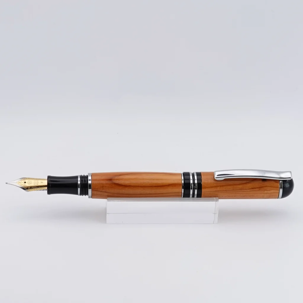 Yew Fountain Pen with Black and Chrome Fittings