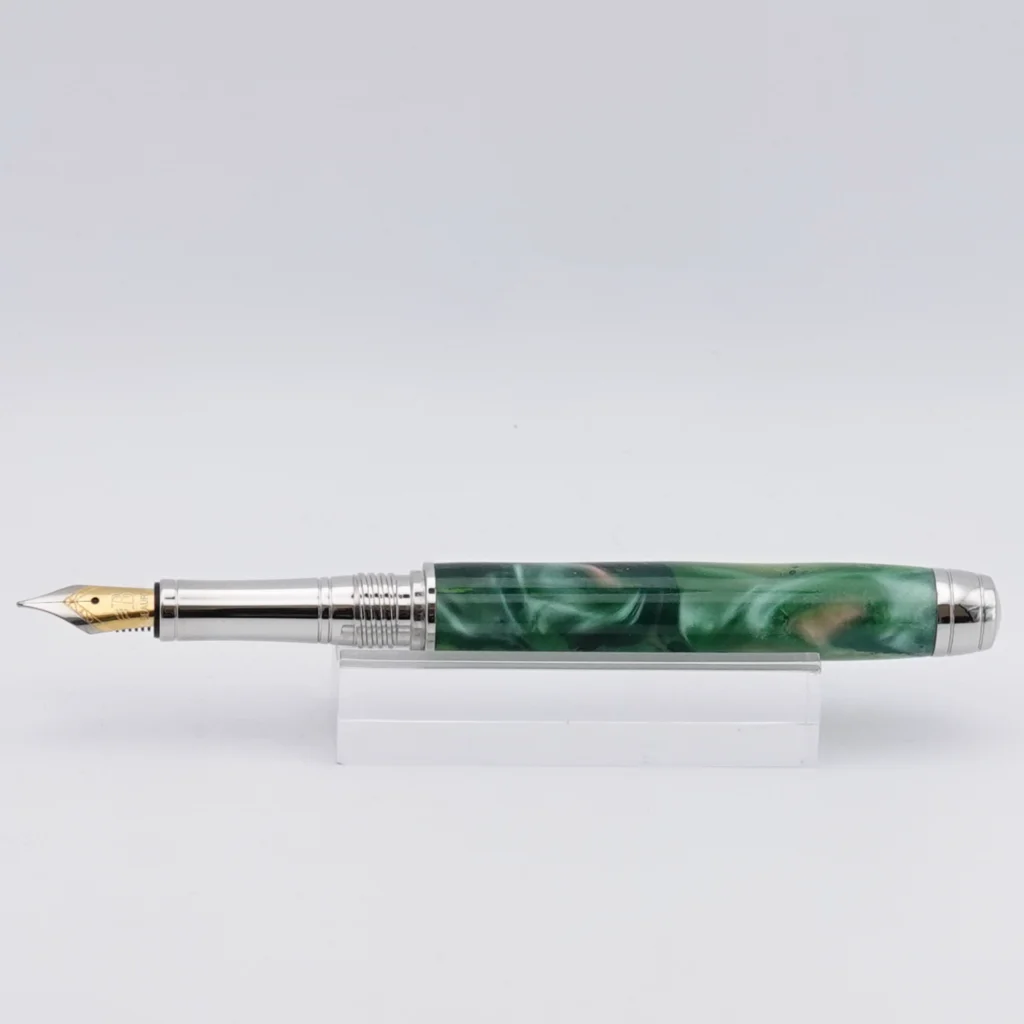 Multicoloured Green Luxury Fountain Pen