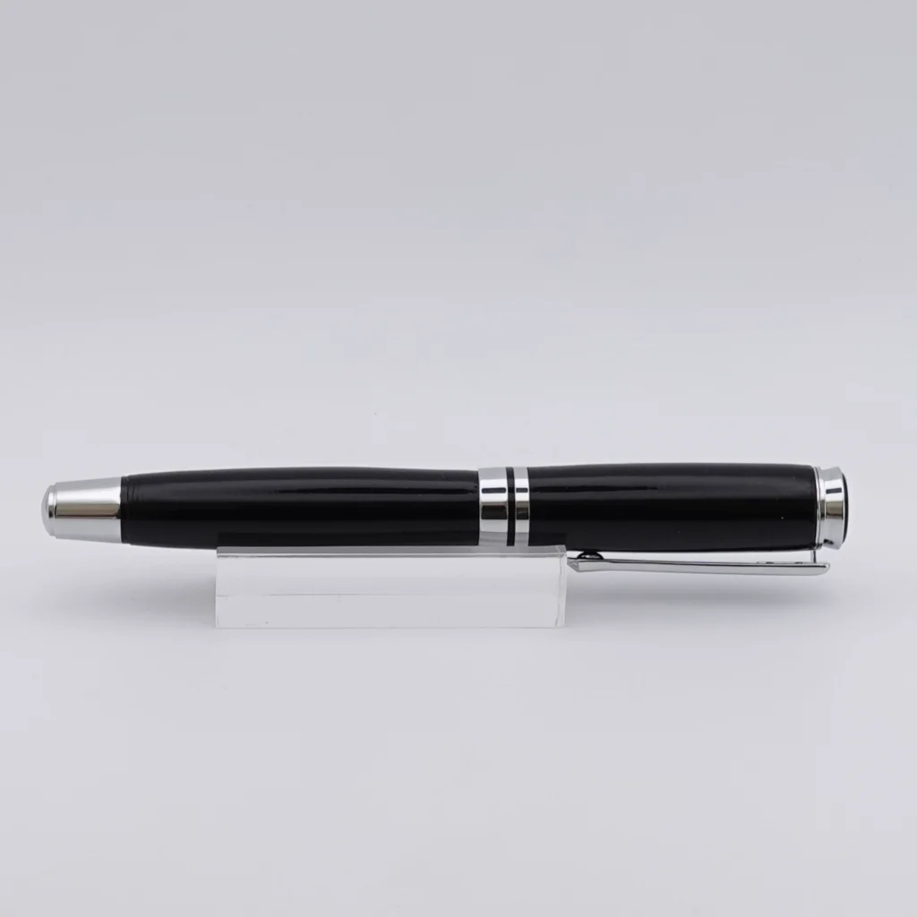 Black Fountain Pen with Chrome and Black Fittings (1256)