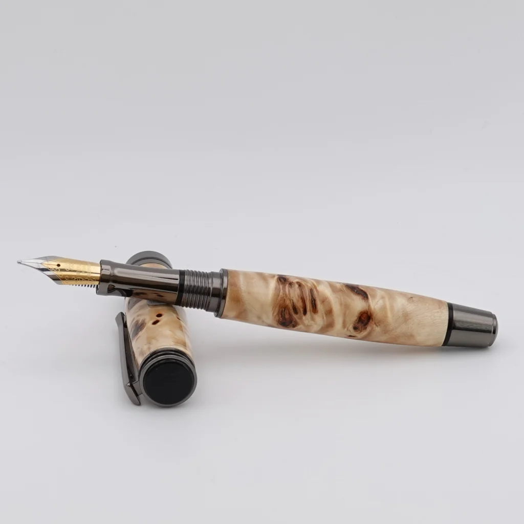 Poplar Burr Fountain Pen with Gun Metal and Black Fittings (1257)