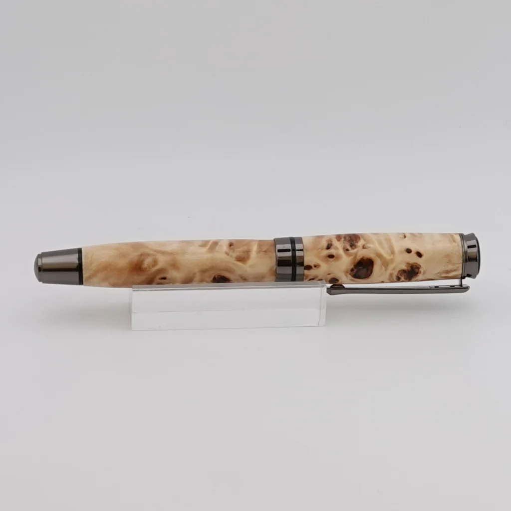 Poplar Burr Fountain Pen with Gun Metal and Black Fittings (1257)