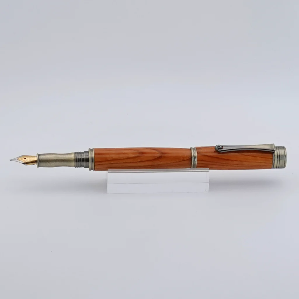 Yew Fountain Pen with Antique Coloured Fittings (1261)