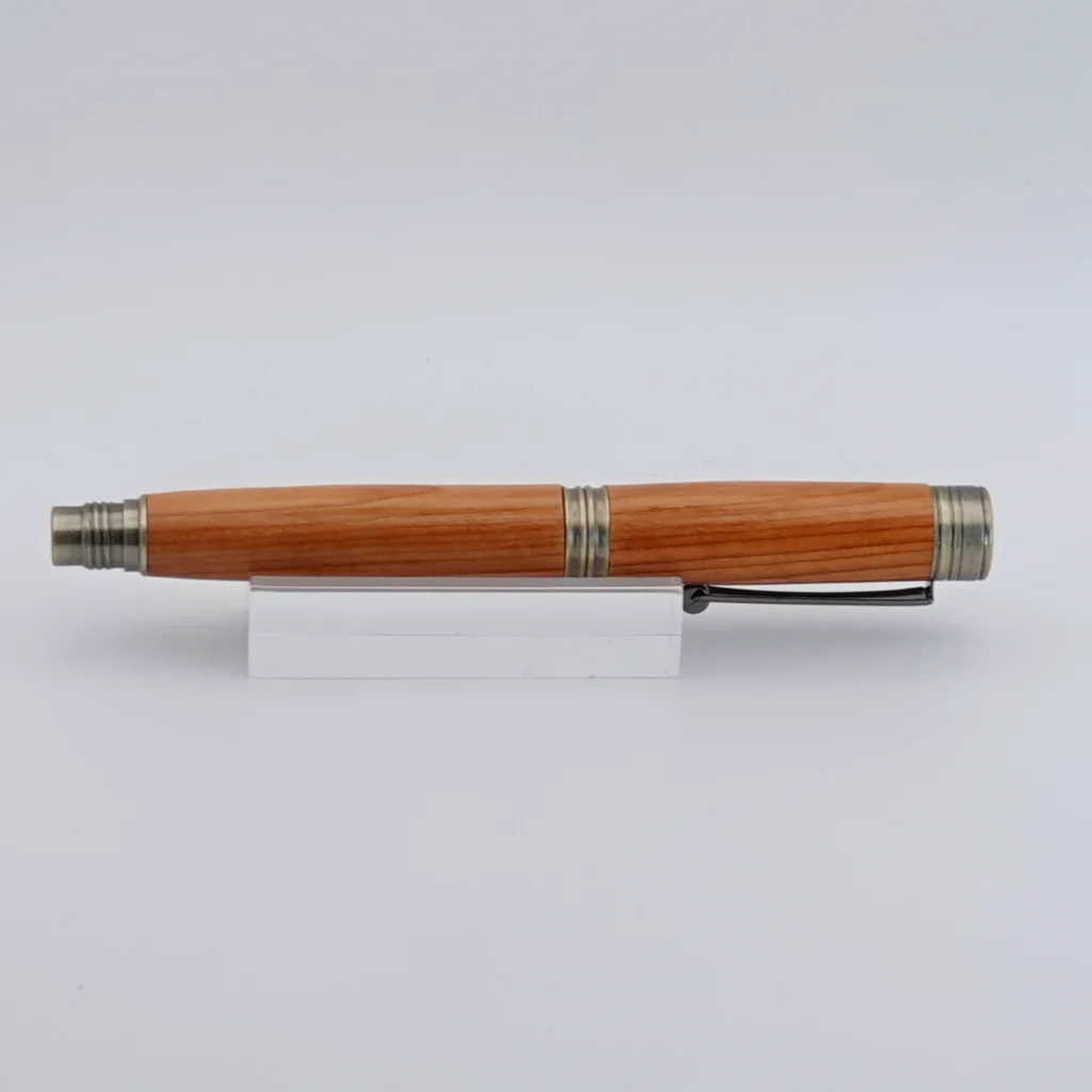 Yew Fountain Pen with Antique Coloured Fittings (1261)