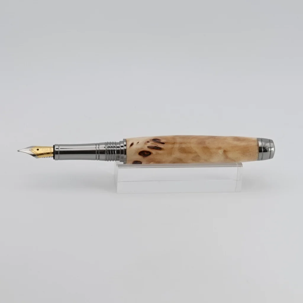 Luxury Burr Poplar Fountain Pen with Black Titanium and Titanium Gold Fittings